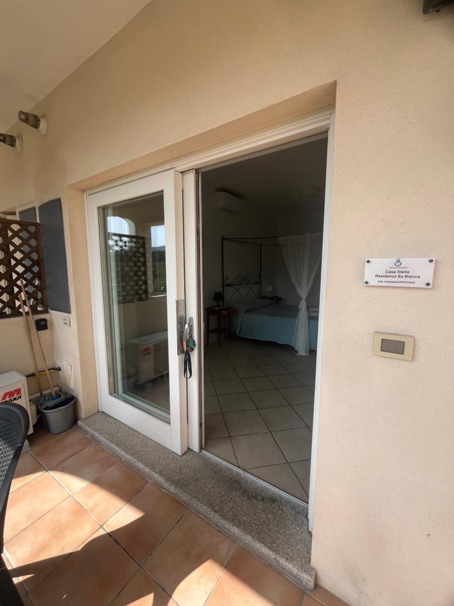 Casa Stella Residence Ea Bianca Baja Sardinia Exteriör bild